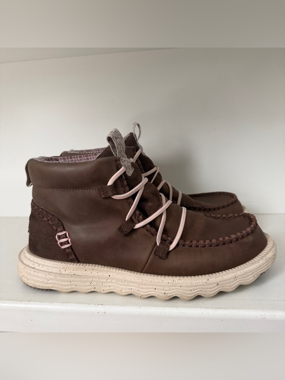 Hey Dude Reyes Boot Women’s Size 9 Cocoa Brown Leather Slip On comfort shoes